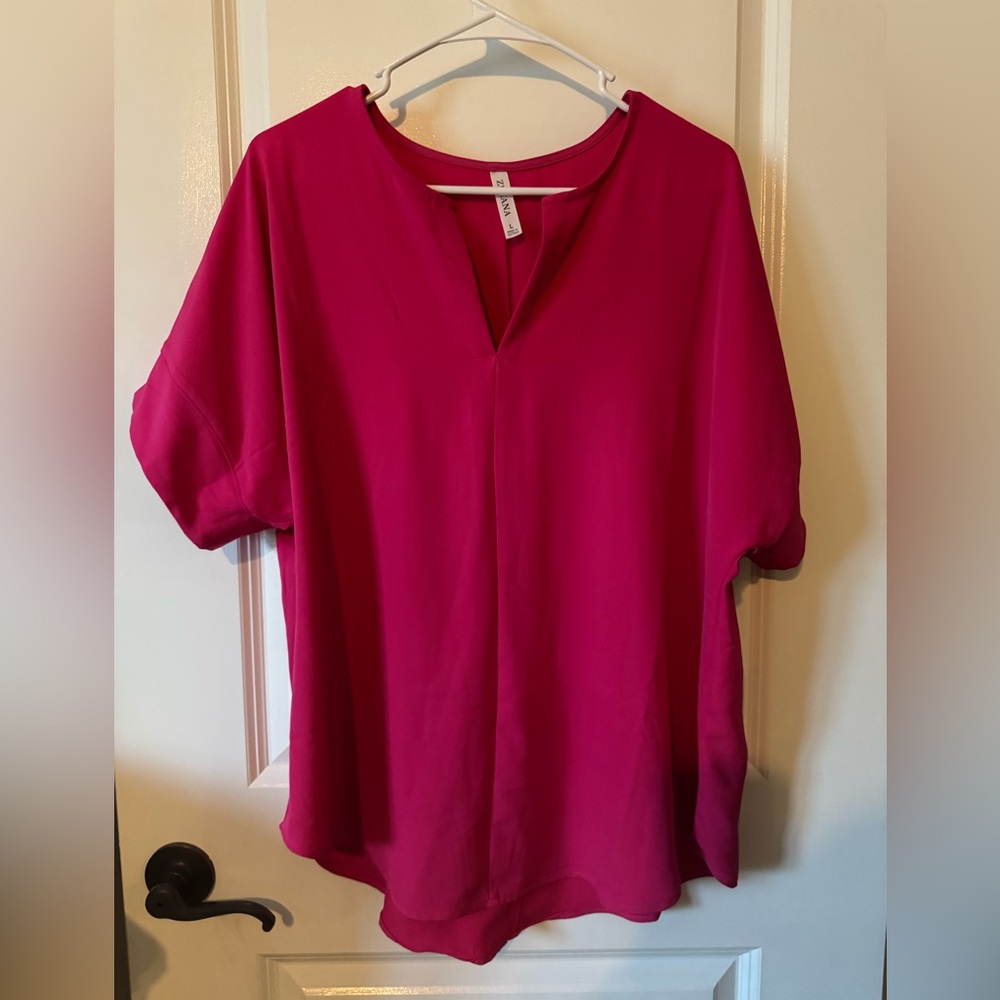 NWOT Zenana size large, hot pink